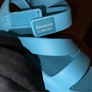 Muk Luks Essentials Light Blue Sandals